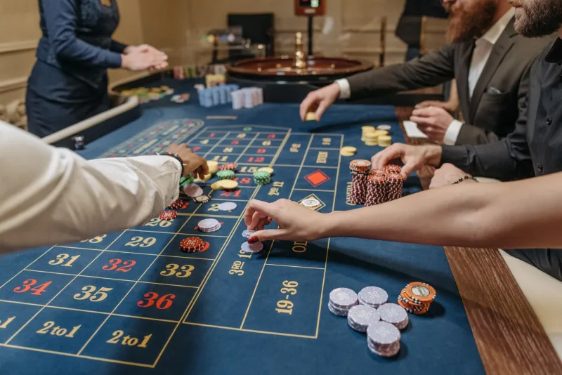Hooked by Design: How Southeast Asian Casino Loyalty Programs Work Against You — and the Moves That Flip the Script